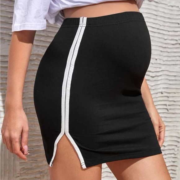 Maternity slit stripped side skirt - Picture 3 of 6